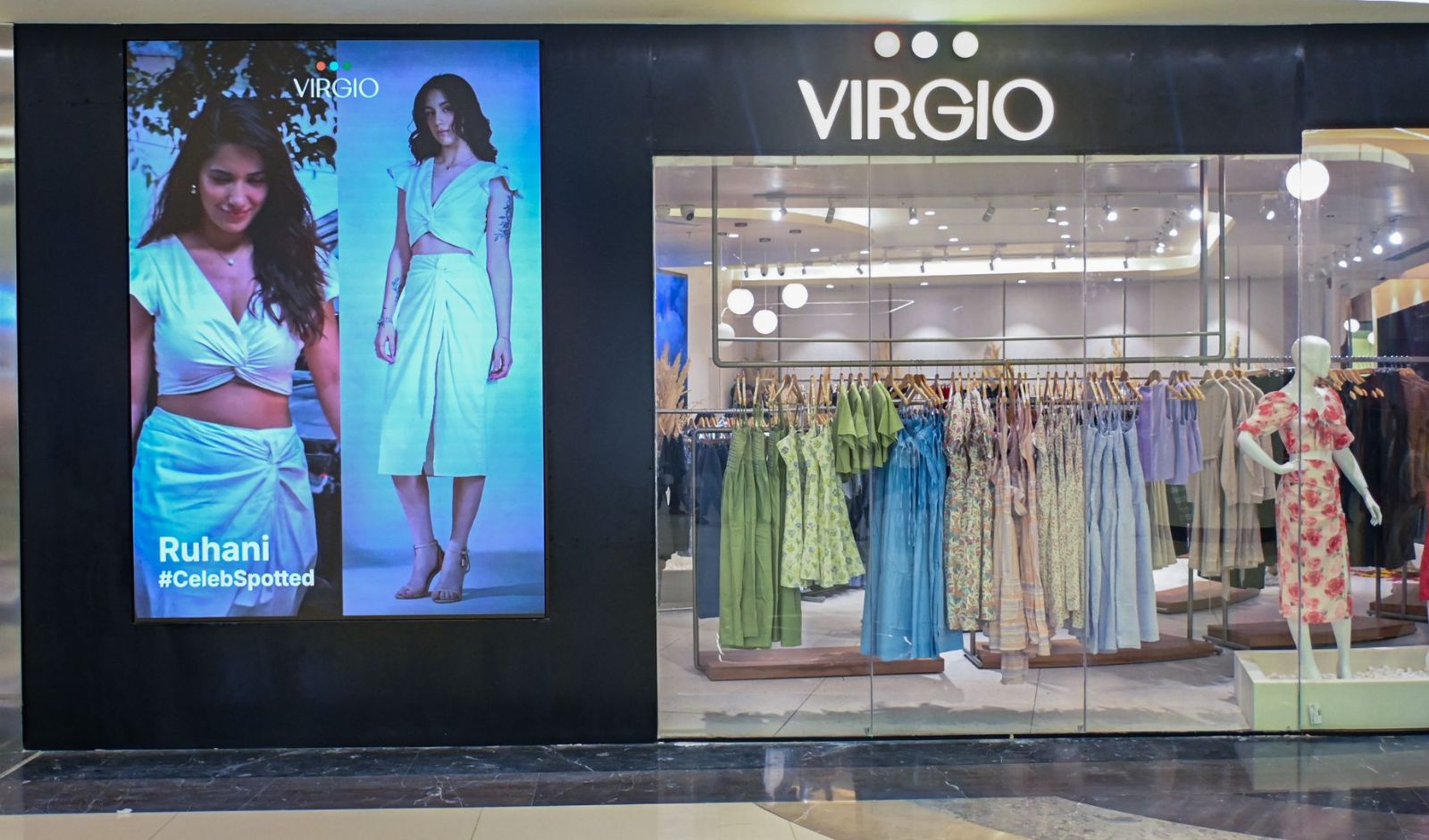 XYXX Expands Offline Retail Presence, Opens First Mall Store in